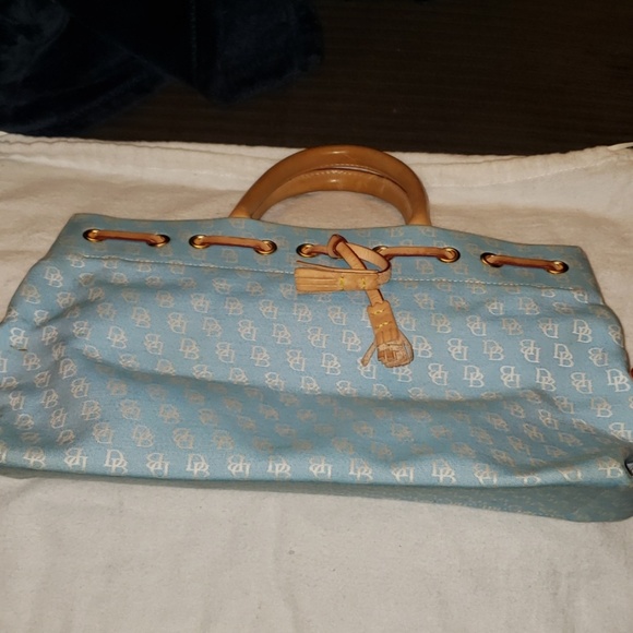 light blue dooney bourke handbags